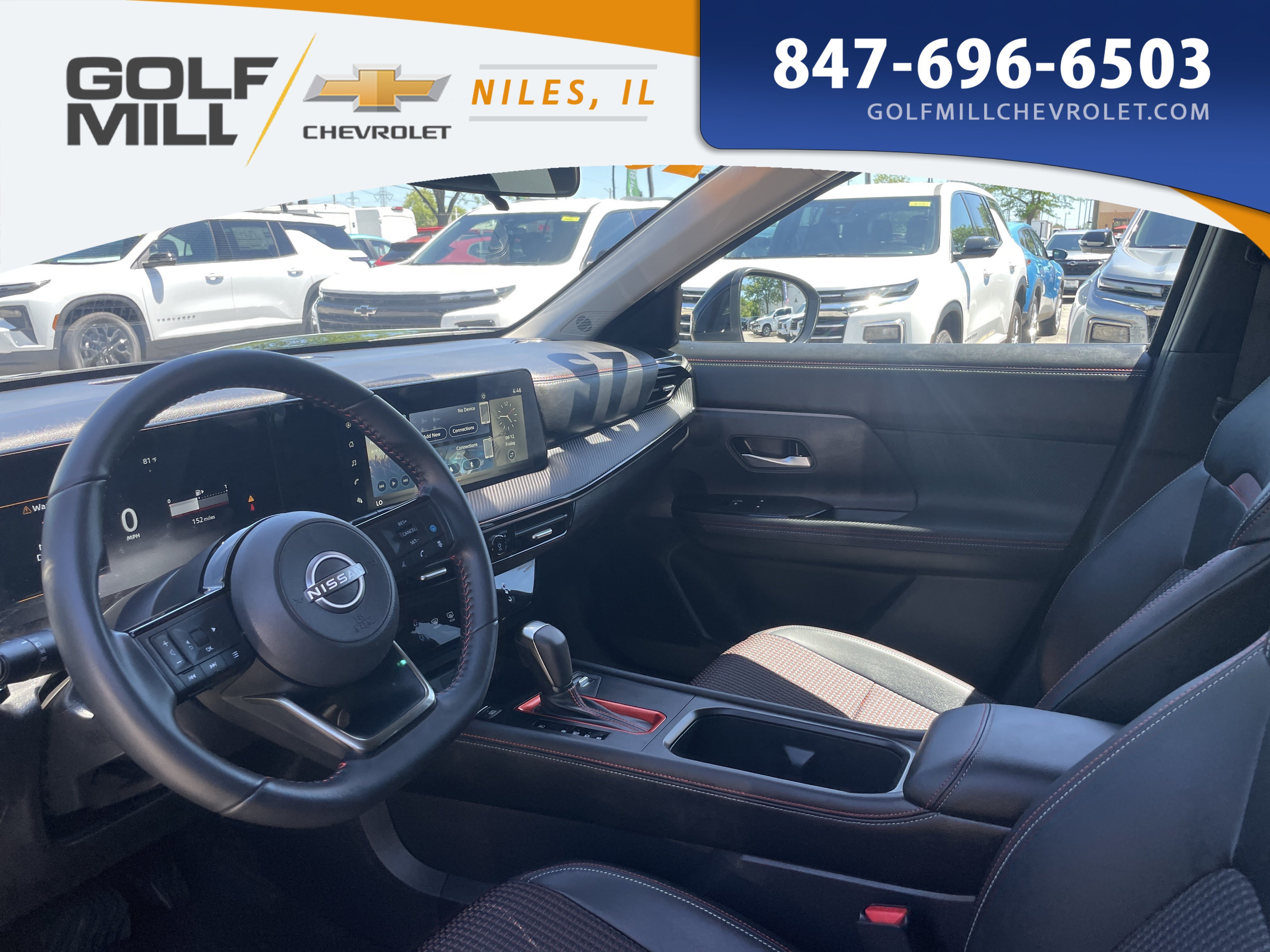 Used 2025 Super Black Nissan SR image 13