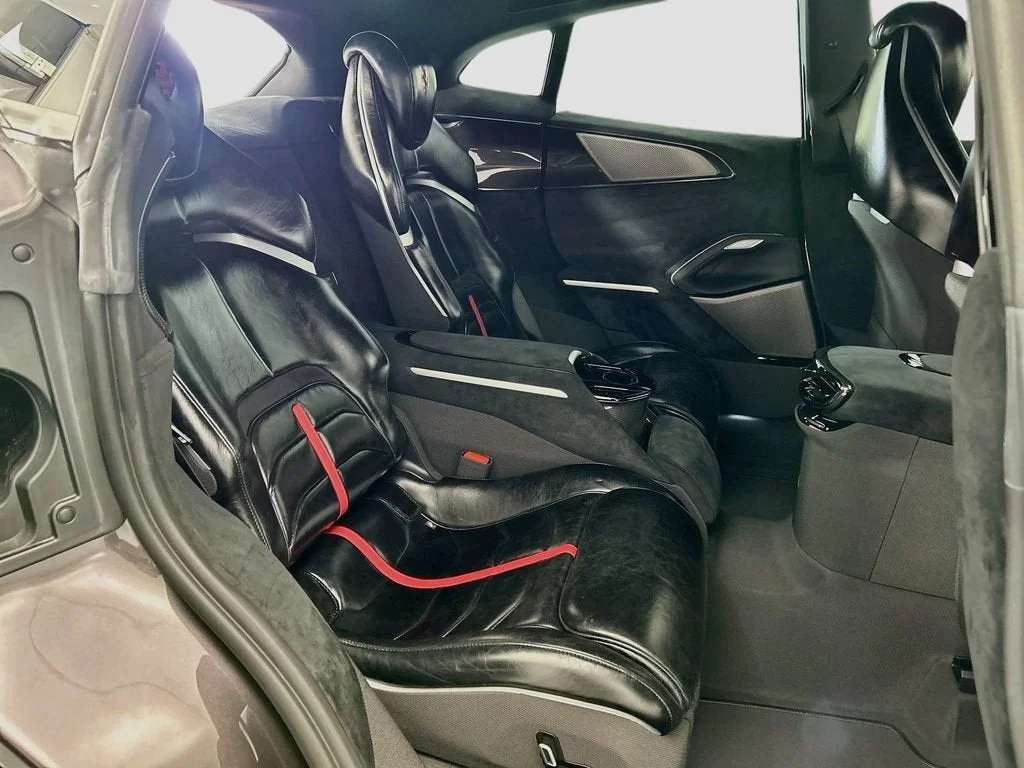 Used 2025 Extra Sample Ferrari Tailor Made image 20