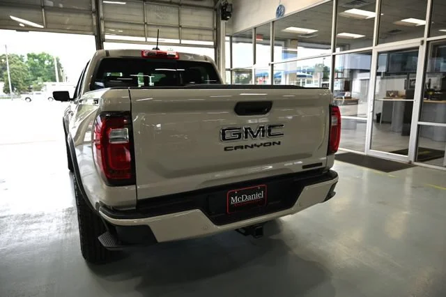 2026 GMC Canyon Elevation - Photo 6