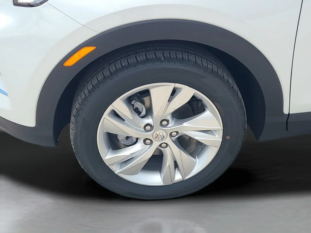 New 2026 Summit White Buick Preferred image 24