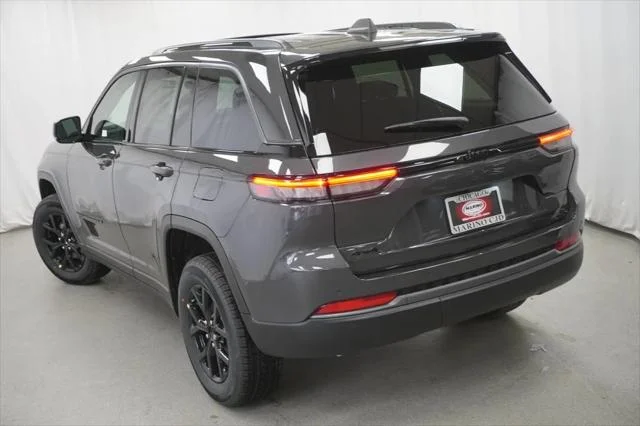 New 2026 Baltic Gray Metallic Clear-Coat Exterior Paint Jeep Laredo image 11