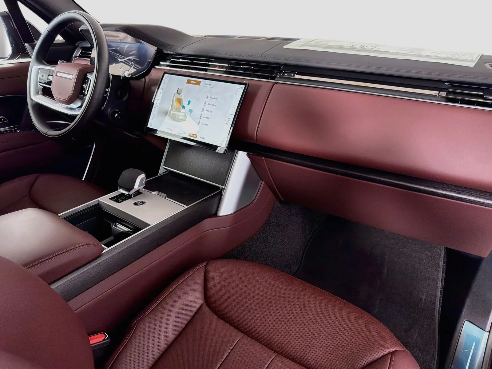 New 2026 Santorini Black Land Rover SE image 34