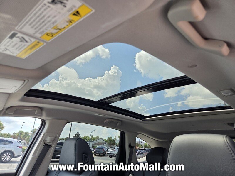 Certified Used 2024 Liquid Carbon Metallic Acura FWD image 17