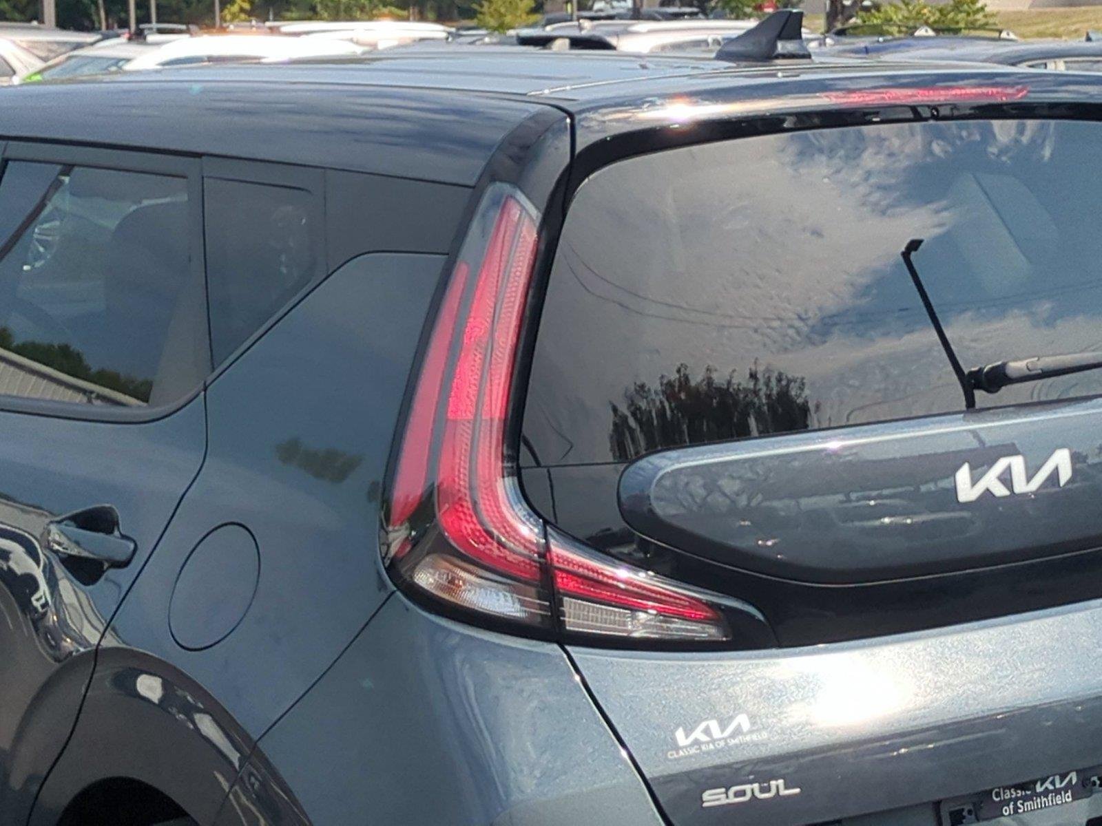 Used 2025 Gravity Gray Kia GT-Line image 11