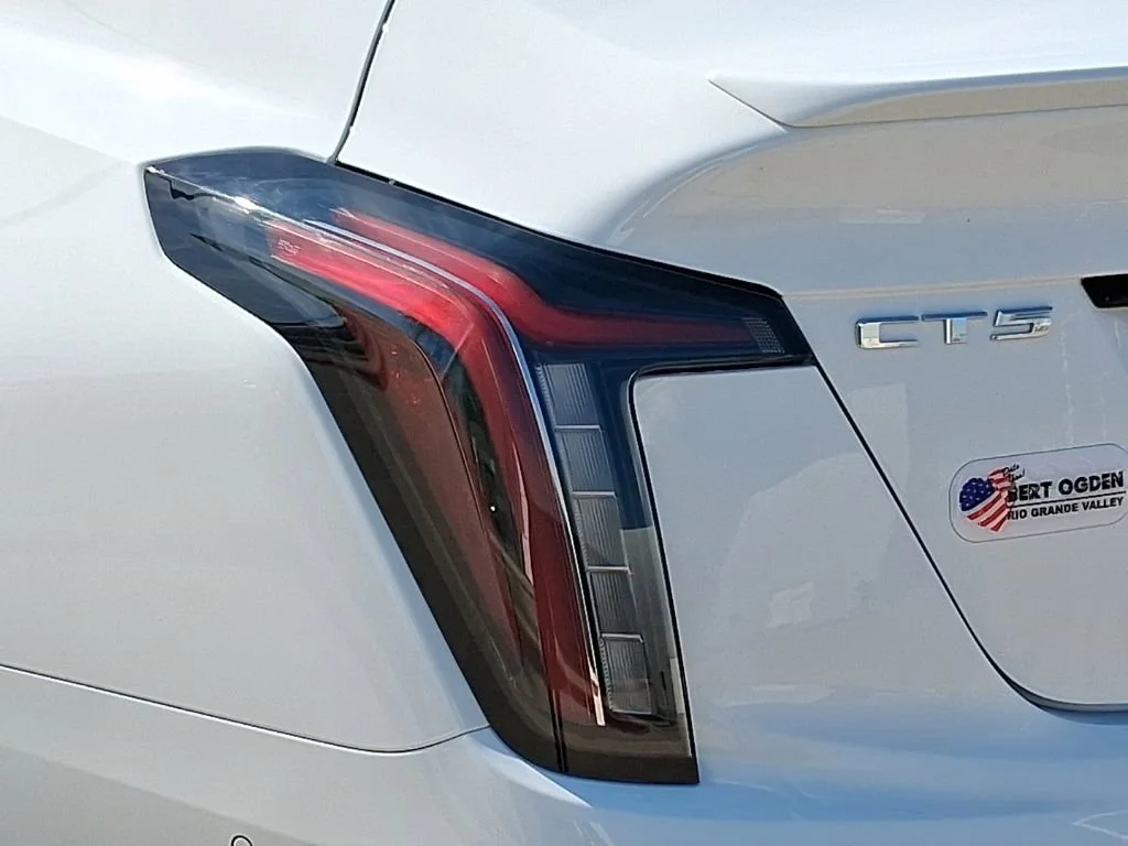 2026 Cadillac CT5 V-Series - Photo 8