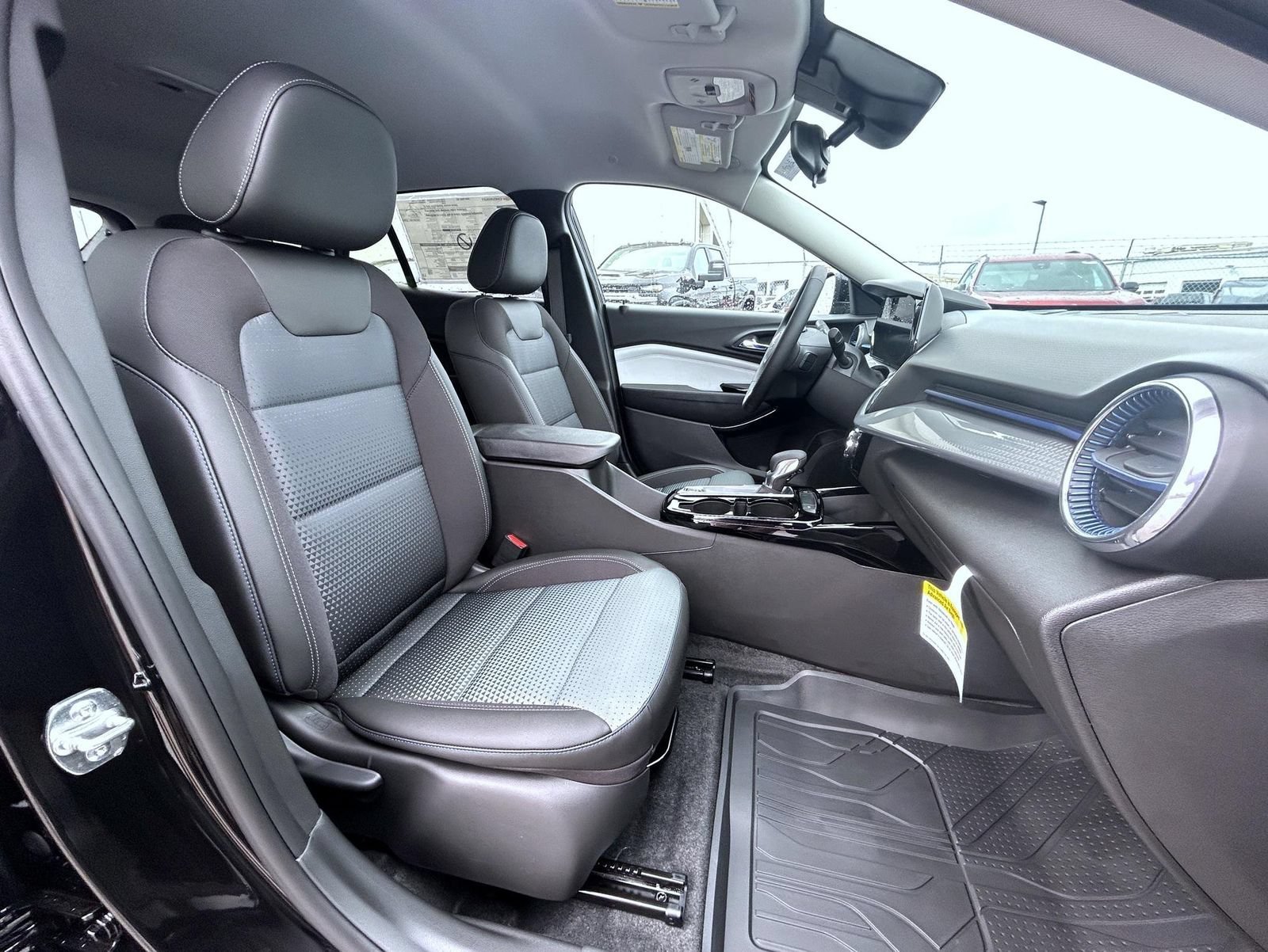 2026 Chevrolet Trax LT - Photo 16