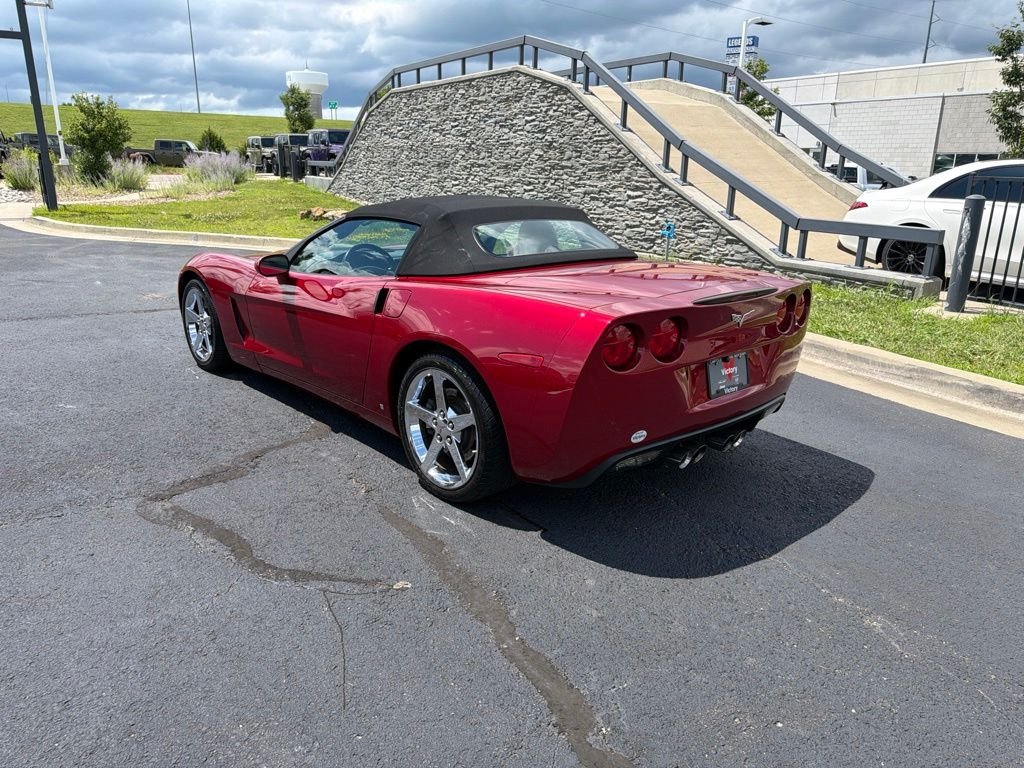 Used 2008 Red Chevrolet Base image 5