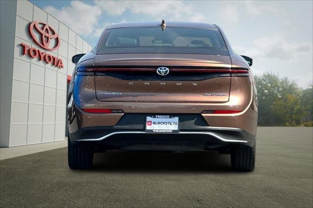 Certified Used 2025 BRONZE AGE* Toyota  image 4