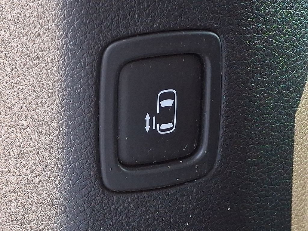 Certified Used 2022 Blue Kia SX Prestige image 13