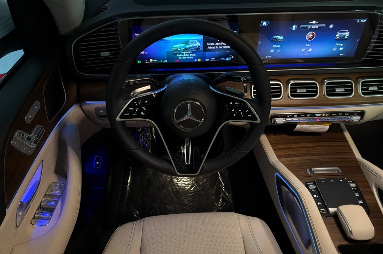New 2026 Polar White Mercedes-Benz GLE 350 4MATIC® SUV image 13
