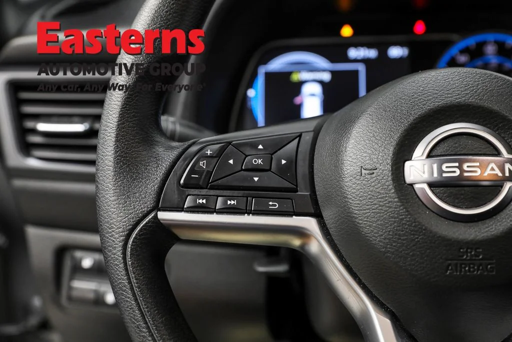 Used 2024 Gray Nissan S image 15