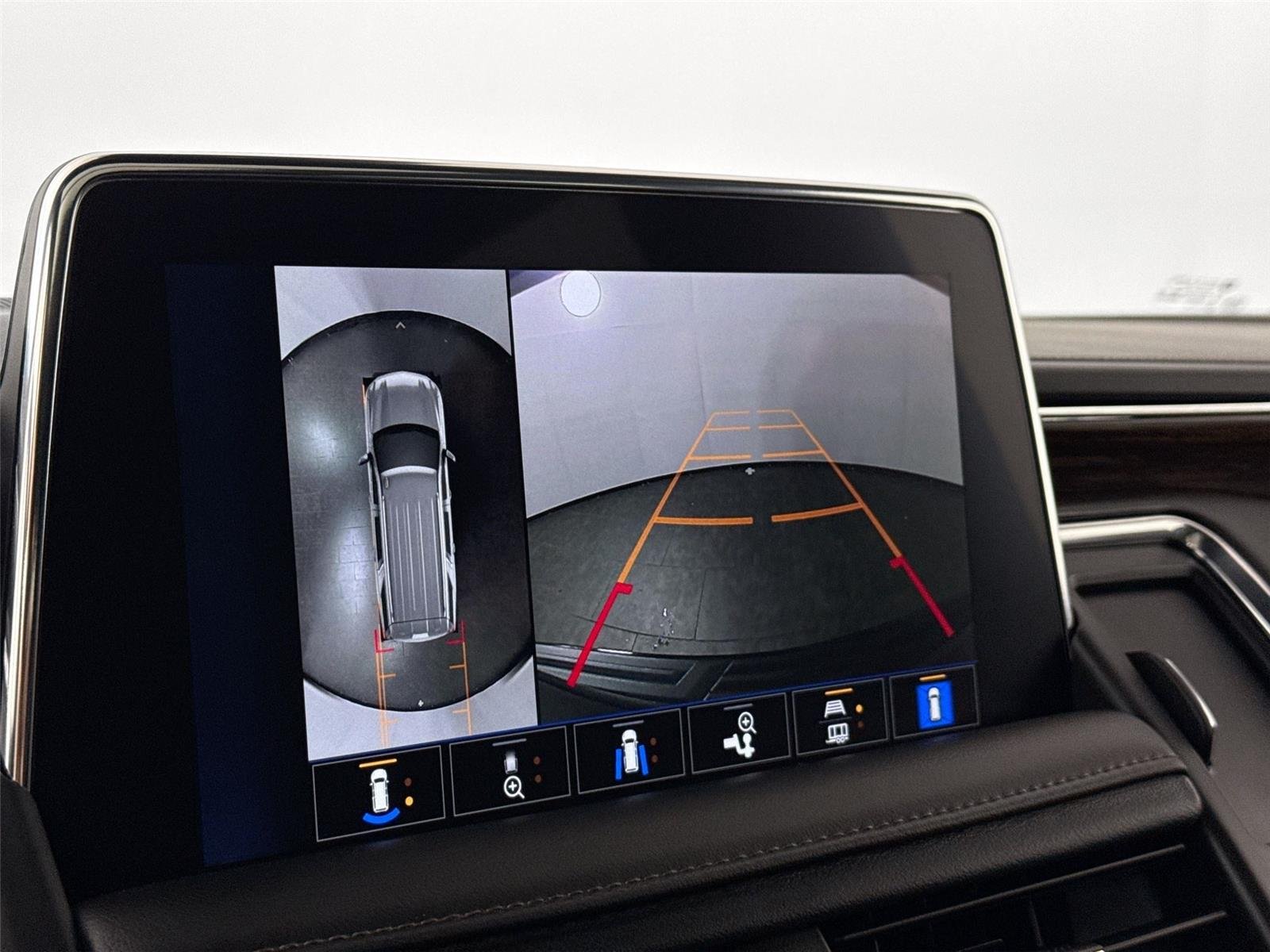 Used 2024 Black Chevrolet High Country image 26