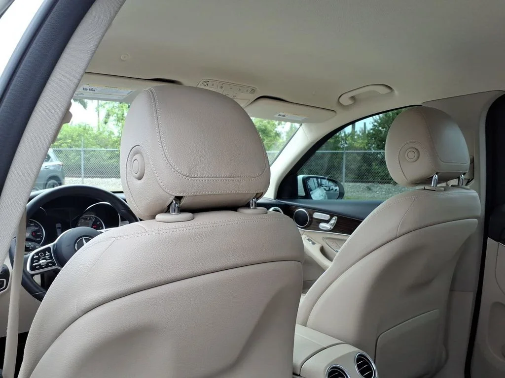 Used 2021 Polar White Mercedes-Benz GLC 300 image 6