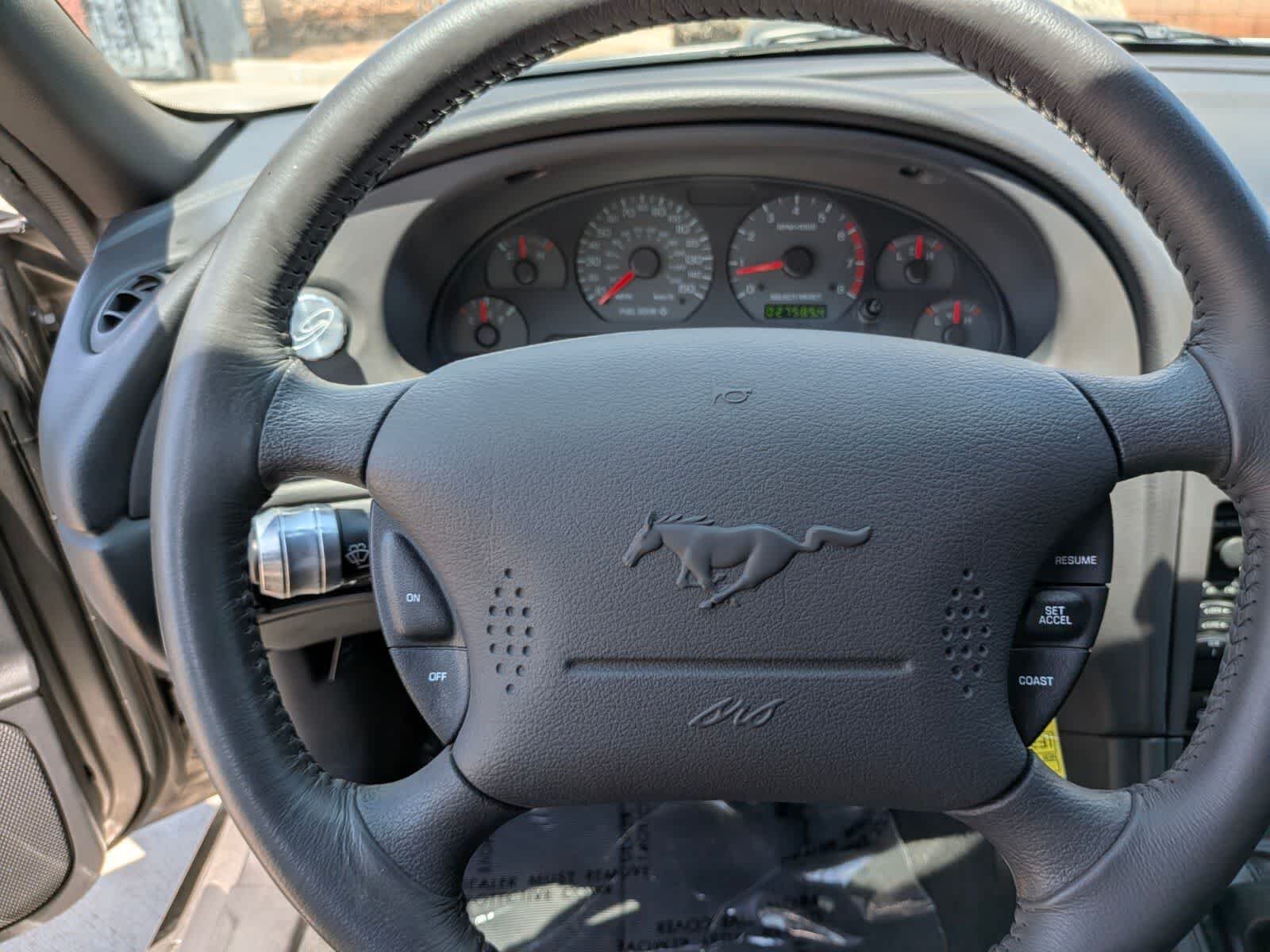 Used 2001 Gray Ford  image 13