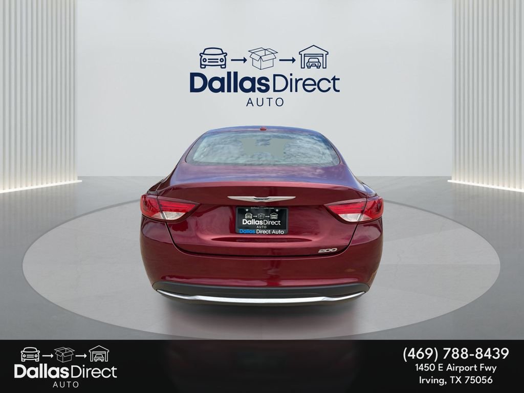 Used 2015 Velvet Red Pearlcoat Chrysler Limited image 7