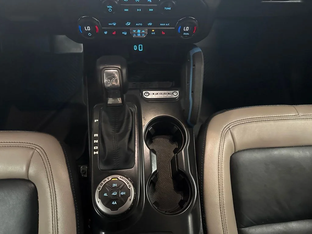 Used 2024 White Ford Wildtrak image 21
