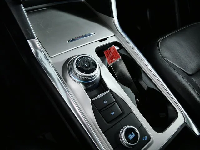 Certified Used 2023 Green Ford Limited image 23