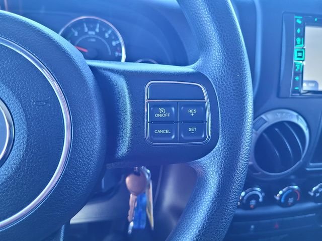 Used 2013 White Jeep Sport image 23