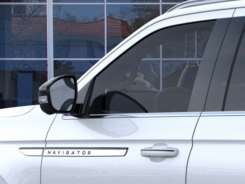 New 2026 Crystal White Metallic Clearcoat Lincoln Reserve L image 20