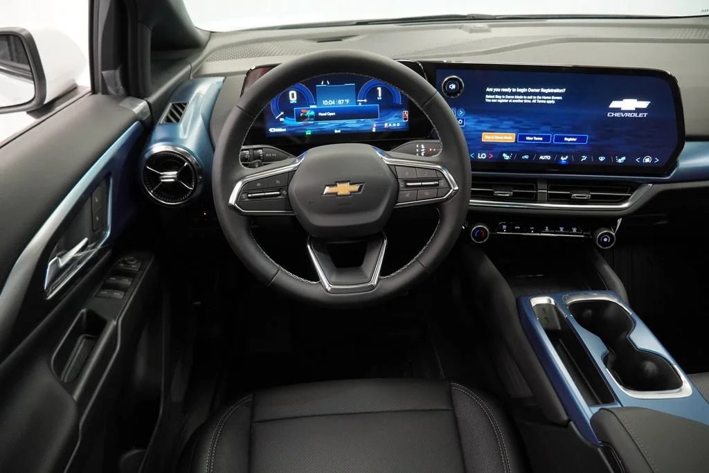 New 2026 Summit White Chevrolet LT image 13