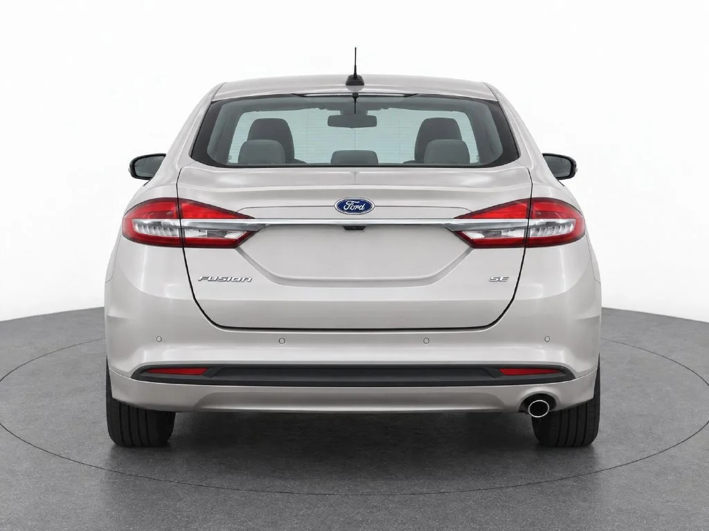Used 2017 Gold Ford SE image 6