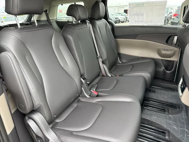 New 2026 White Kia EX image 24