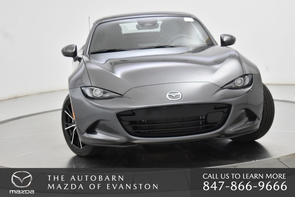 Certified Used 2025 Machine Gray Mazda Grand Touring image 4