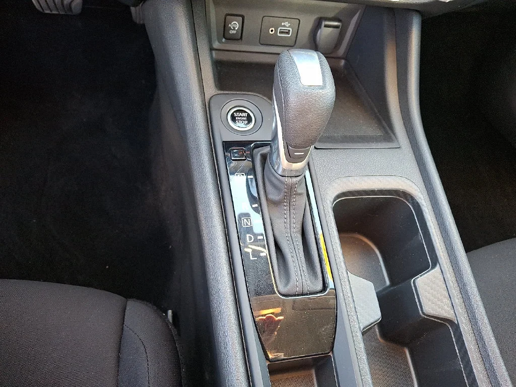 Used 2024 Gray Nissan S image 16