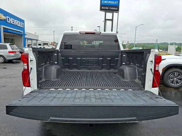 Used 2023 White Chevrolet RST image 29