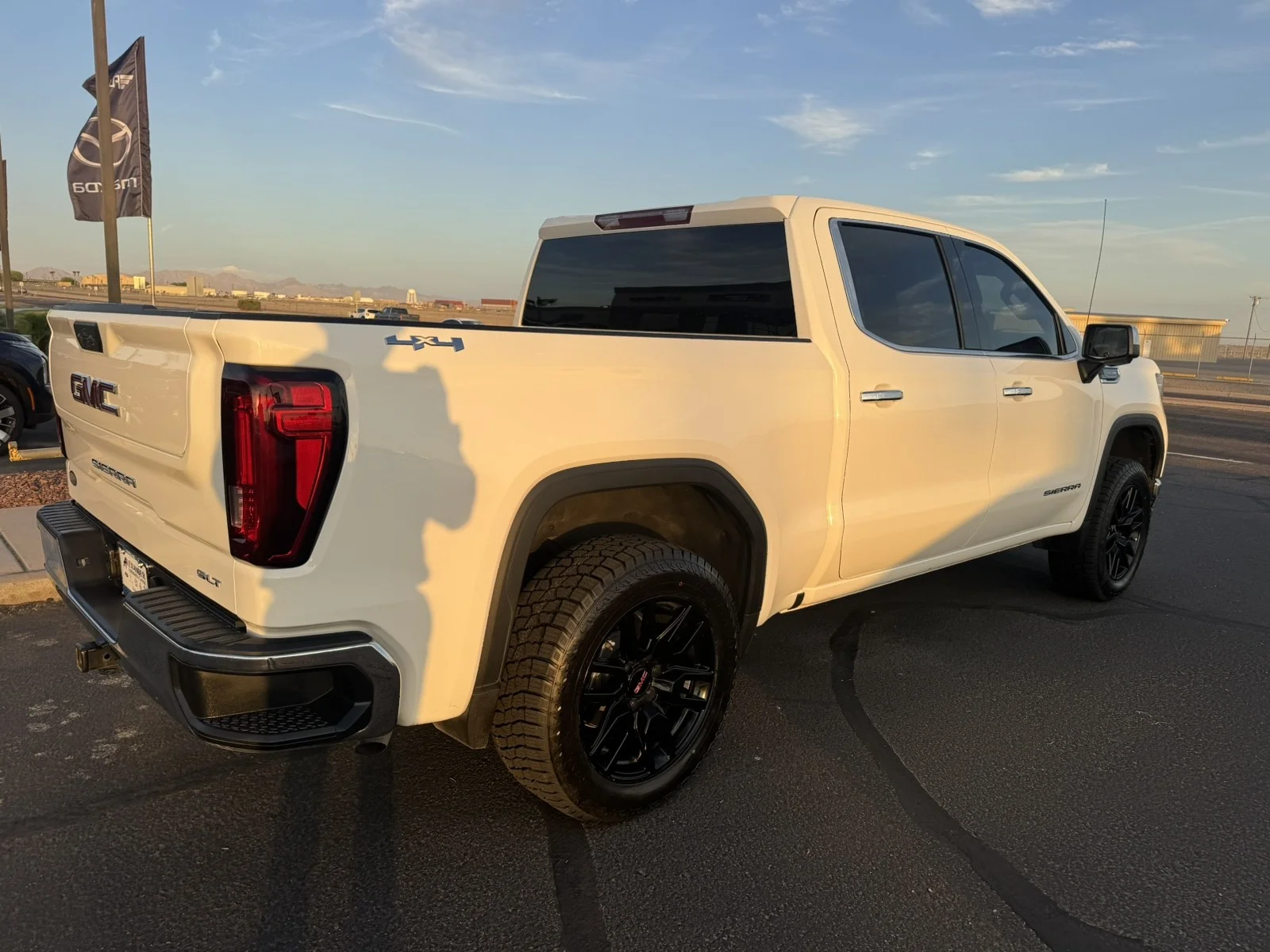 Used 2024 WHITE GMC SLT image 6