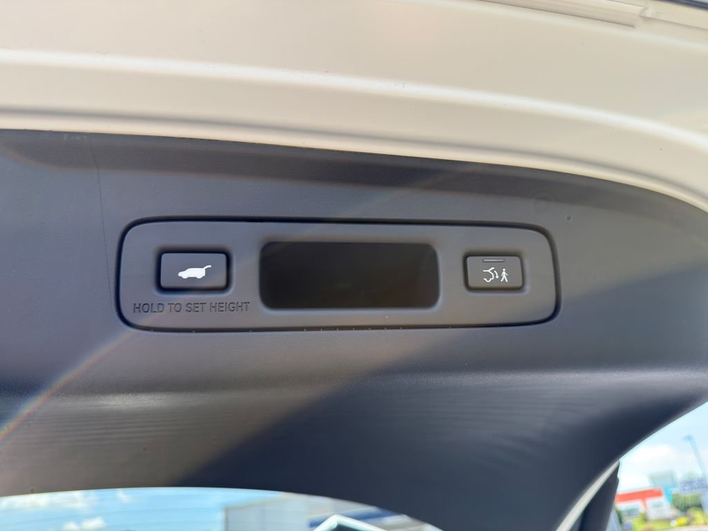 2025 Acura ADX A-Spec Package - Photo 11