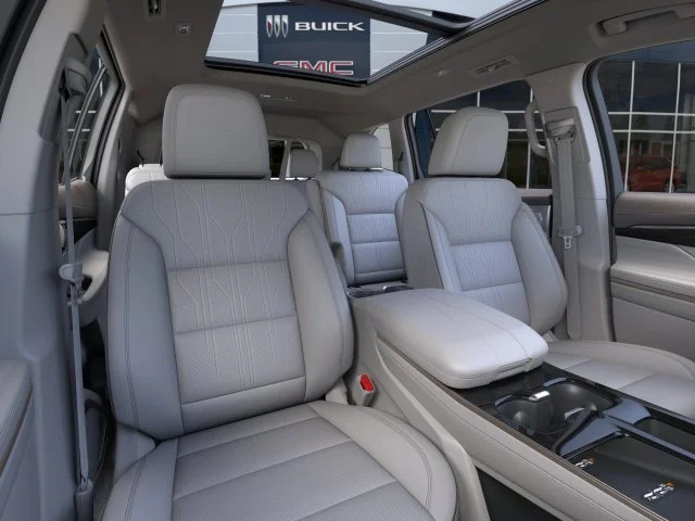 New 2026 Iridescent White Tricoat Buick Avenir image 16