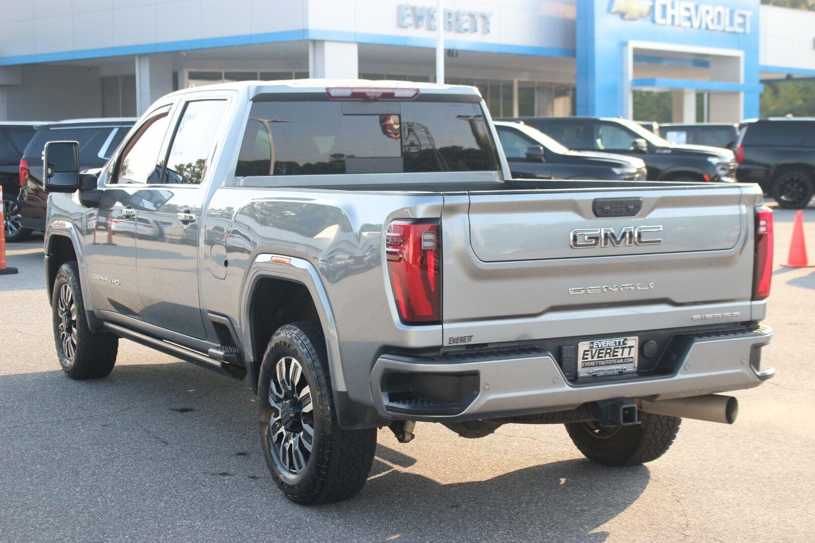 Used 2024 Sterling Metallic GMC Denali Ultimate image 5