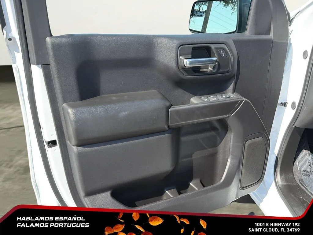 Used 2025 Summit White Chevrolet Custom Trail Boss image 10