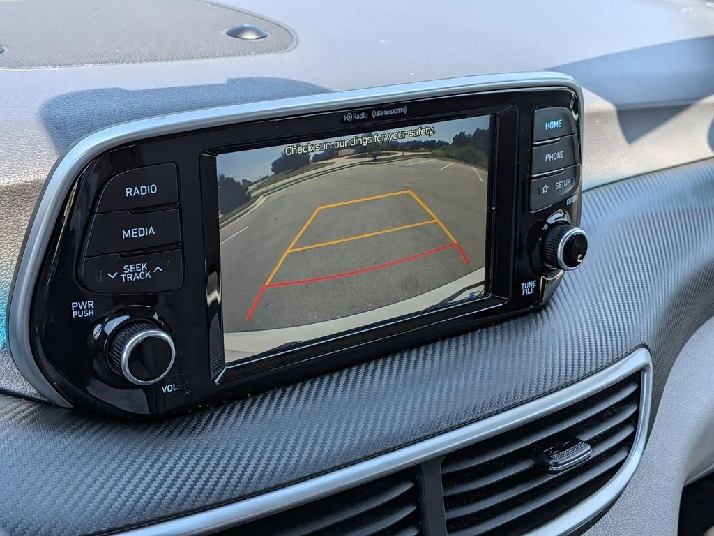 Used 2019 White Hyundai Value image 18