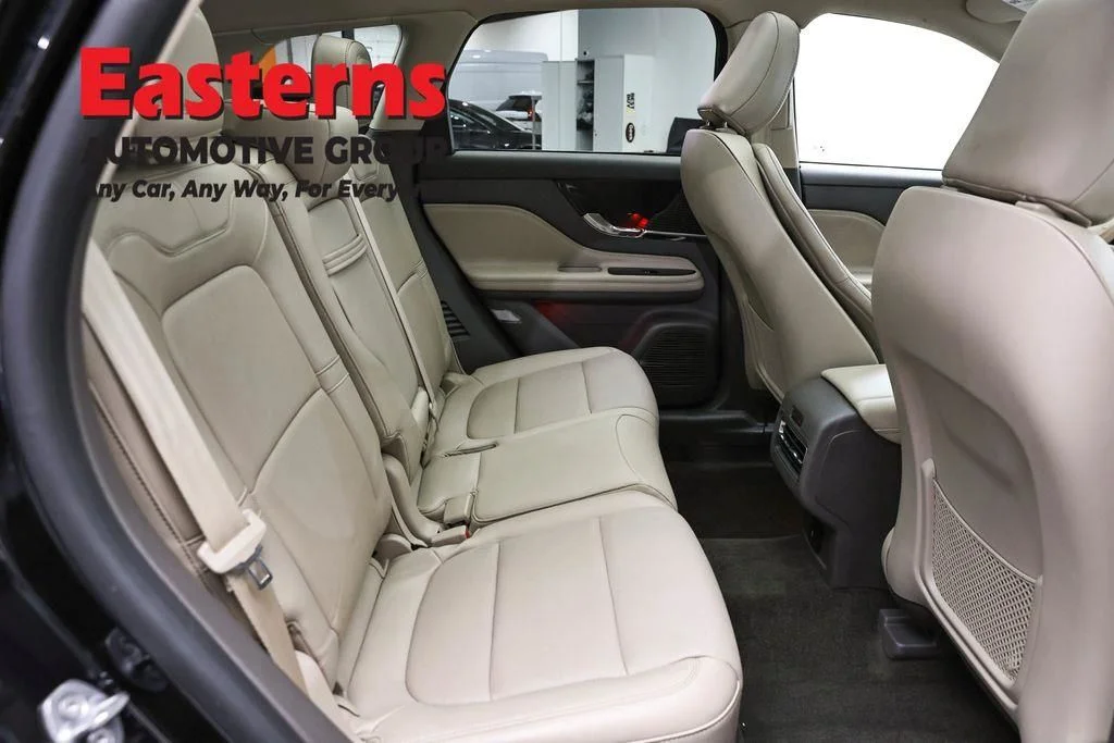 Used 2022 Black Lincoln Standard image 27