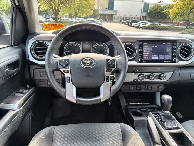 Used 2020 White Toyota SR5 image 14