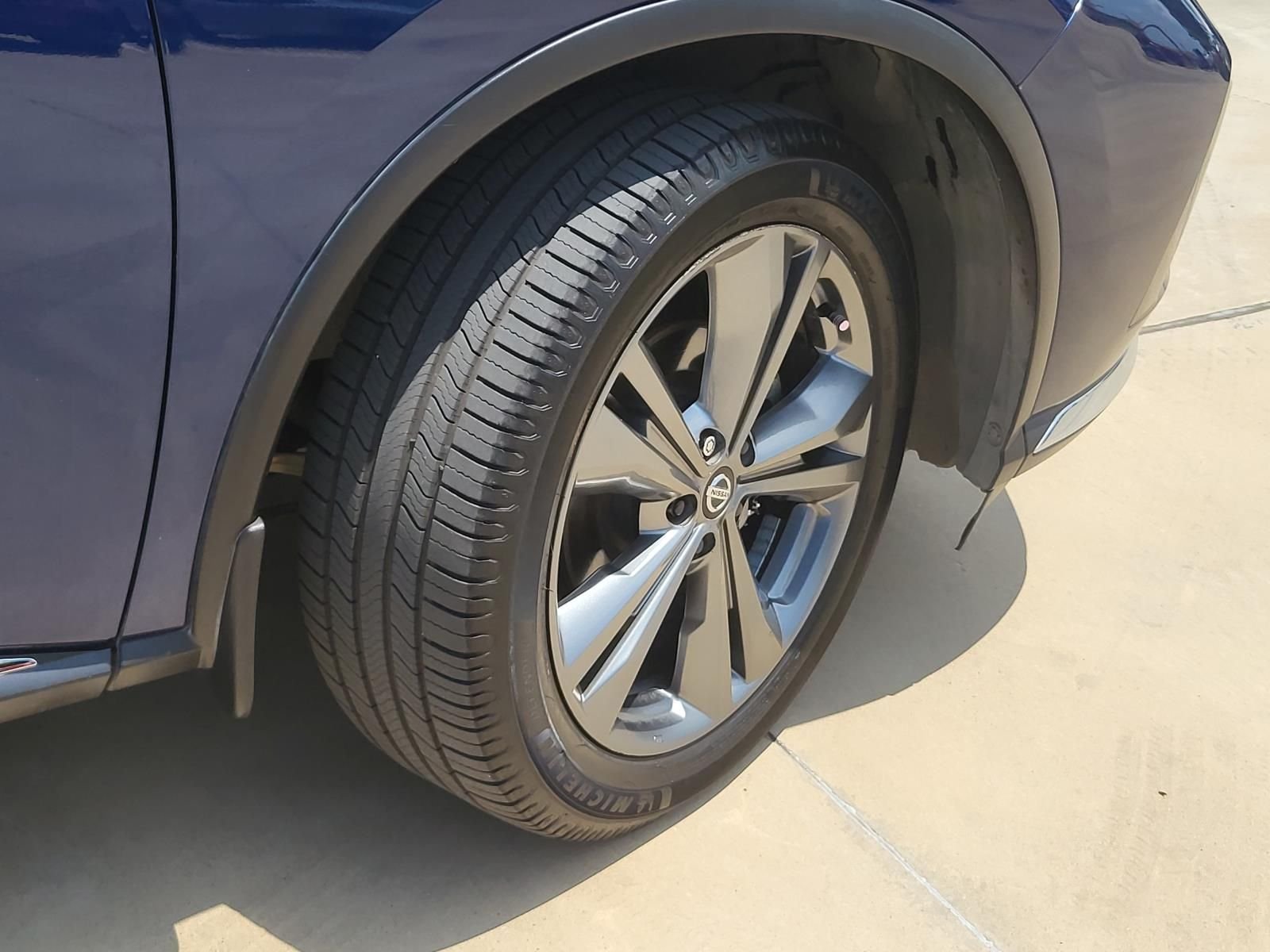 Used 2020 Deep Blue Pearl Nissan Platinum image 6