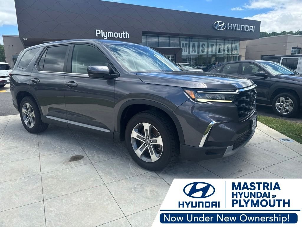 Used 2025 Gray Honda EX-L image 1