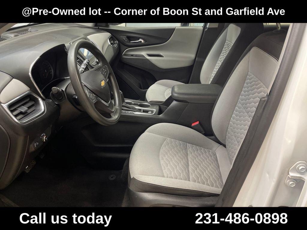 Used 2020  Chevrolet LS image 14