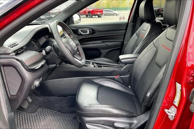 Used 2025 Red Jeep Trailhawk image 27