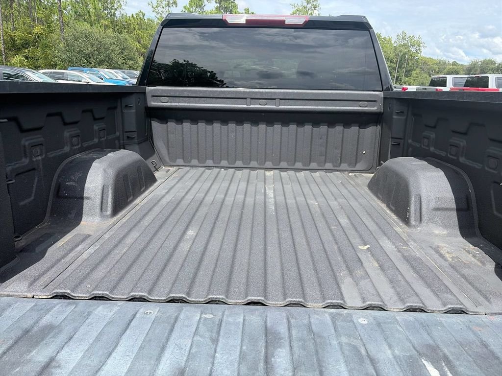 Used 2023 Black Chevrolet Custom image 7
