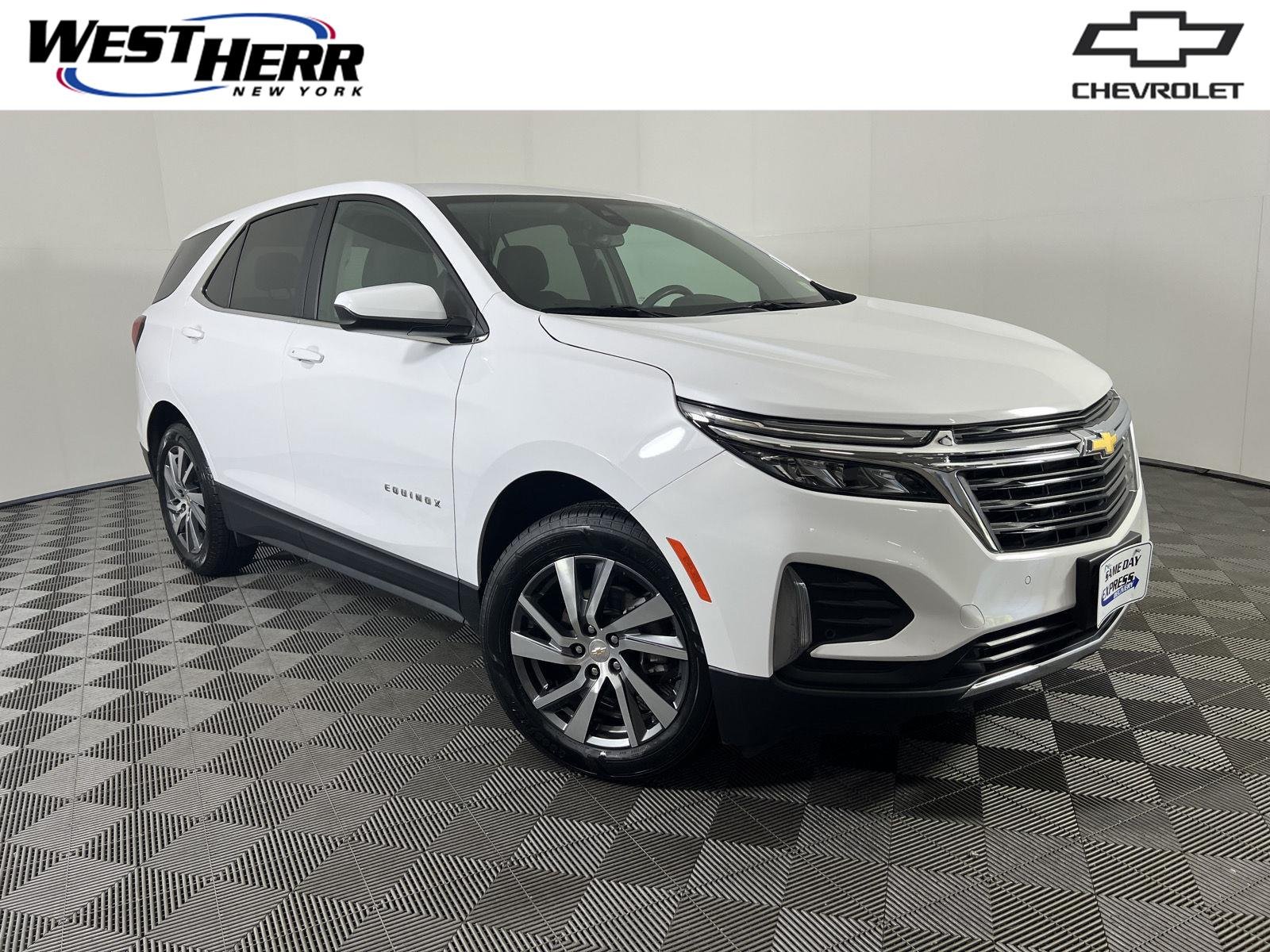 Used 2024 Summit White Chevrolet LT image 1