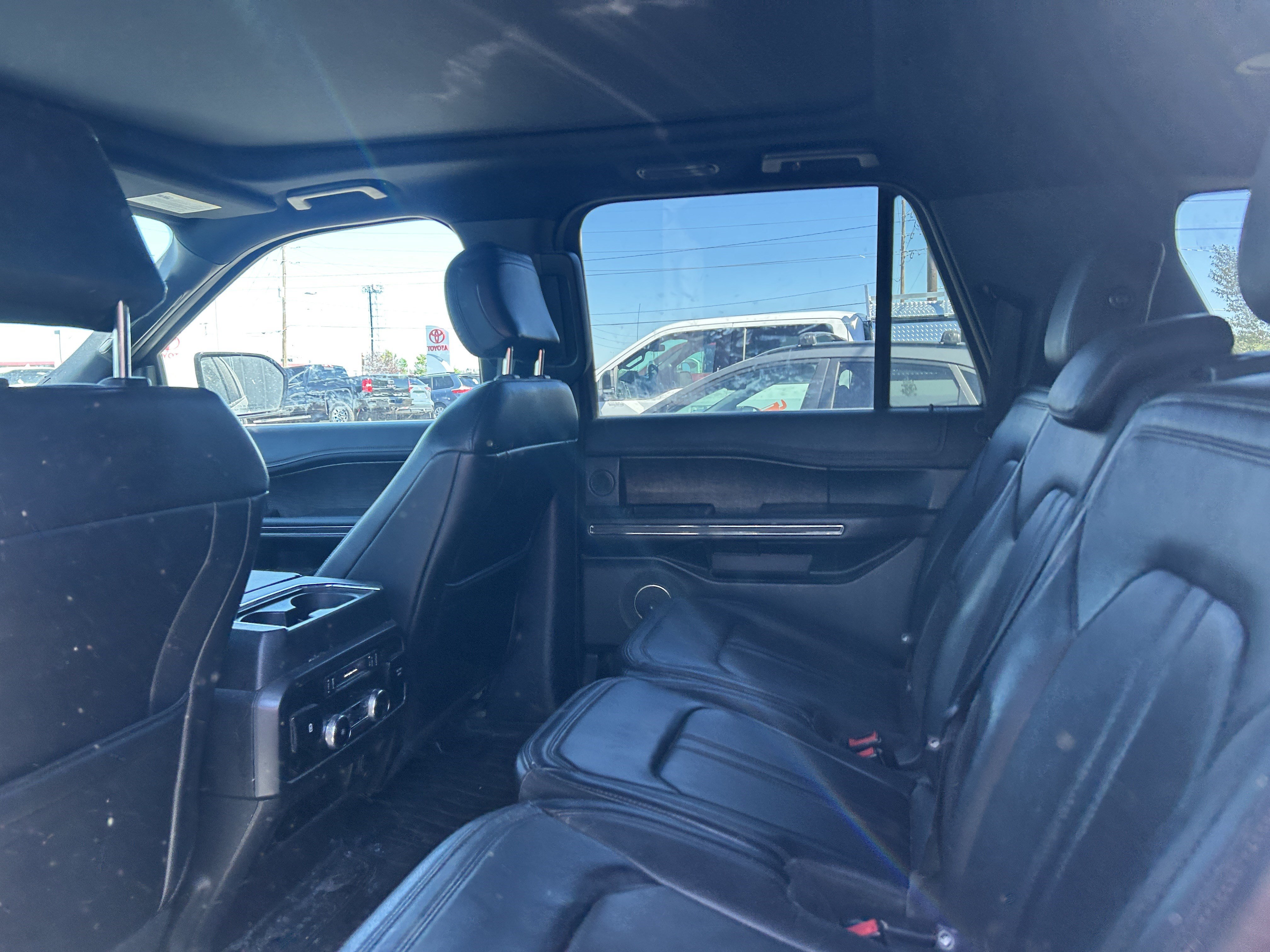 Used 2019 Oxford White Ford Limited image 9