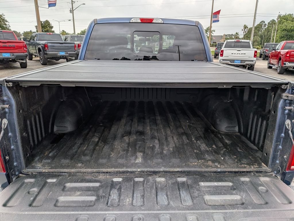 Used 2019 Blue Ford XLT image 32