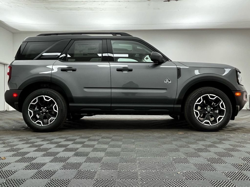 New 2026 Gray Ford Outer Banks image 7