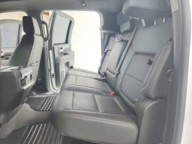Used 2025 Summit White Chevrolet LTZ image 35