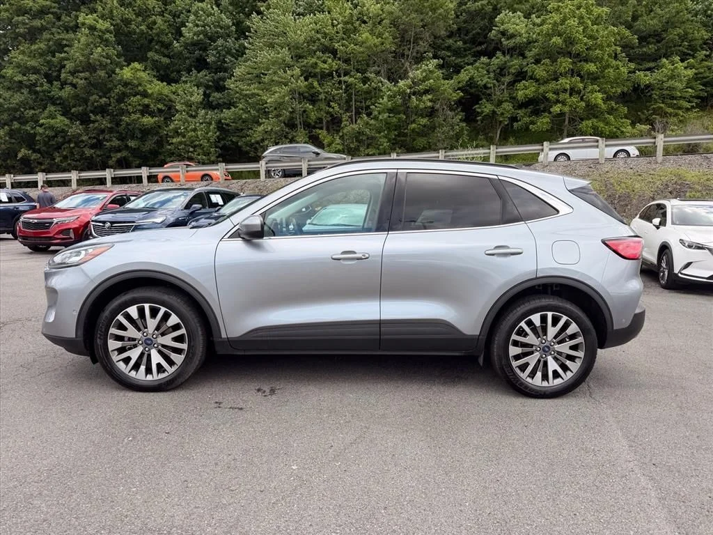 Used 2021 Silver Ford Titanium image 4