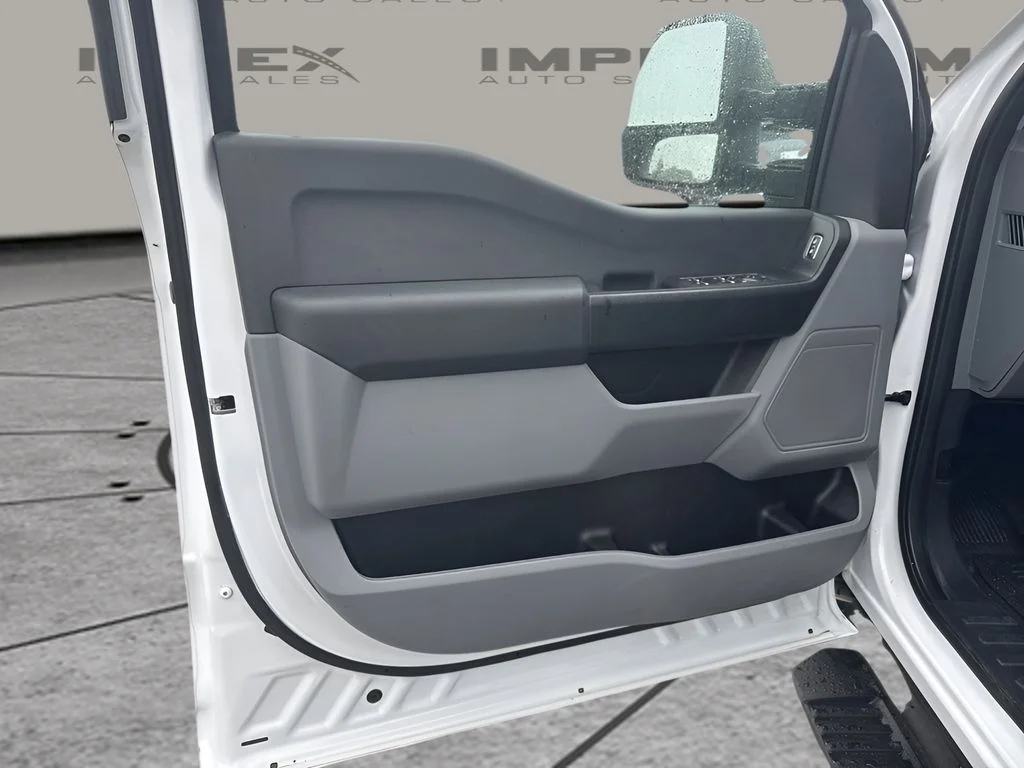 Used 2024 White Ford XL image 22