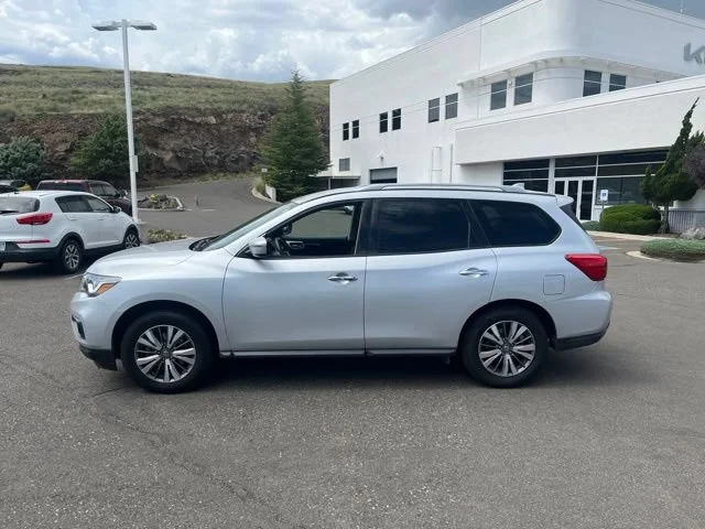 Used 2019 Brilliant Silver Metallic Nissan SV image 12